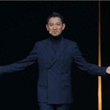 华为新折叠手机发布会倒计时！刘德华余承东同台亮相！