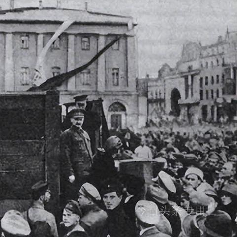 《超级忍反攻斩击版》正版下载攻略：独家获取途径揭秘