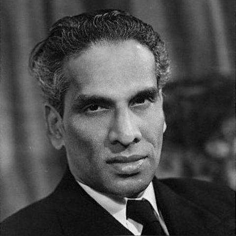 《守望先锋》危机模式英雄攻略：揭秘最强战神！