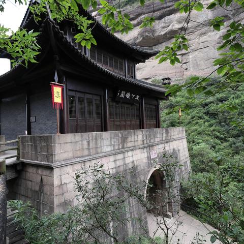 手游福利大揭秘：变态版盒子排行，热门福利游戏一网打尽