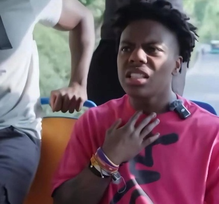 粉丝母亲怒告甲亢哥：路遇粉丝儿子却无互动，引热议