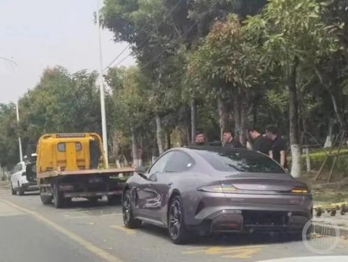 小米YU7遭惨烈车祸，车主果断换新：速提新车，体验再续传奇