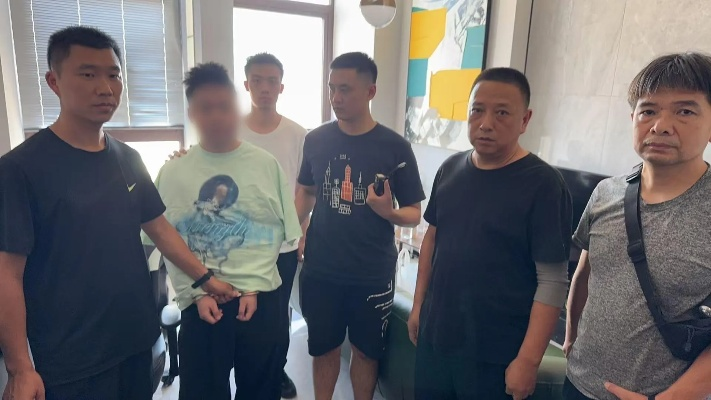 法拉利狂飙盗电竞民宿，15万财物失窃，涉案金额惊爆21万！