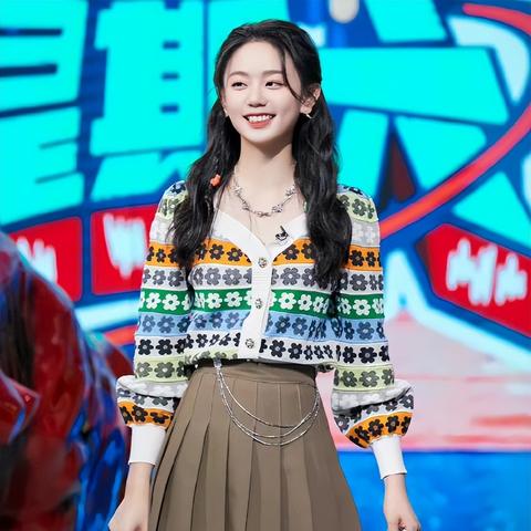 许嵩9月9日大婚：两年恋情修成正果，冯禧成幸福伴侣