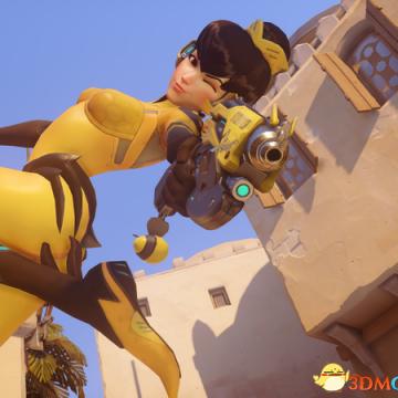 《丝之歌》大黄蜂COS惊艳亮相！红披黑装，视觉盛宴独领风骚