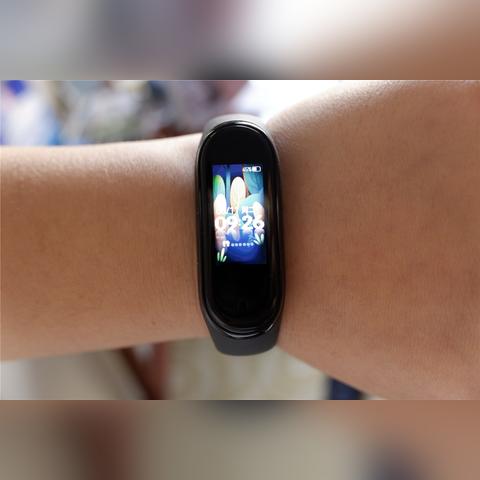 小米高管泄密被踢，雷军健身打卡照曝光，揭秘职场生存法则