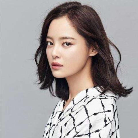 辛芷蕾粉丝必看！剧集二刷攻略：美食穿搭两不误，省钱生活新主张