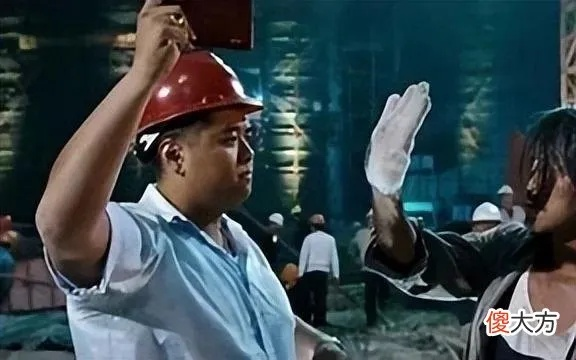 港星42岁工地当苦力，揭秘拖欠工资背后的真相！