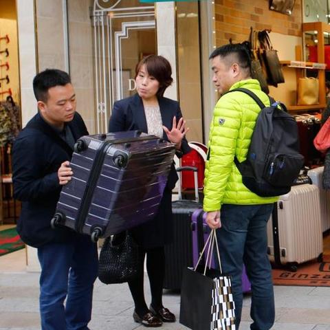 日本购物新体验！微信扫码轻松支付，中国游客畅享便捷！