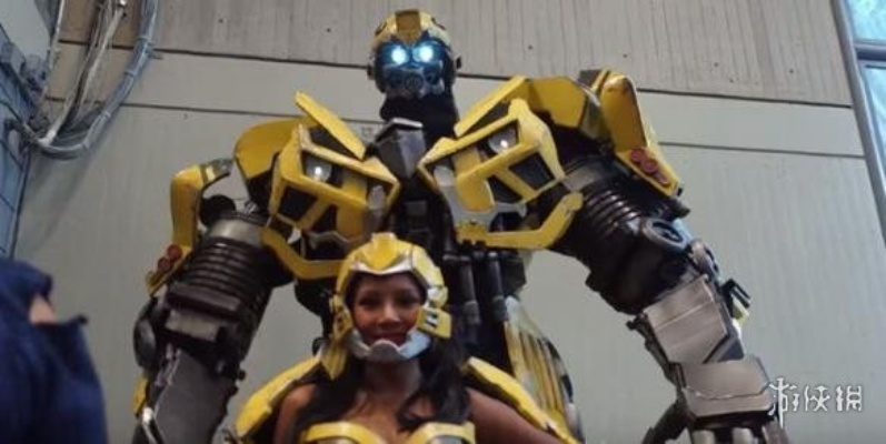 《丝之歌》大黄蜂COS独家揭秘：还原经典角色魅力瞬间