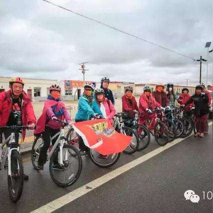 京东外卖独家福利：免费红斗篷雨衣助力骑手风雨无阻
