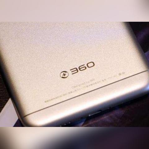 周鸿祎警示：90%建议成毒药，警惕过度听话致“死”陷阱！