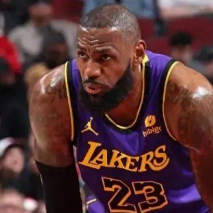 《时间旅者重生曙光公寓》漫画书获取攻略：全位置解析与高效收集技巧