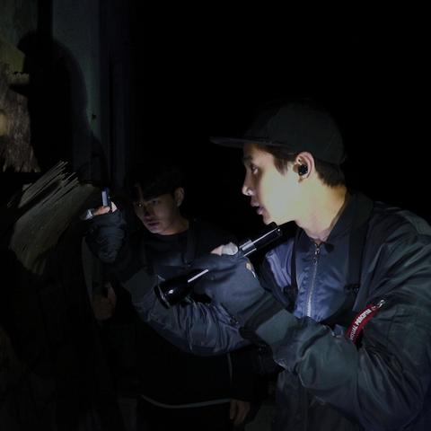 《寻找伪人》惊悚升级！好评如潮冒险新游，体验独特恐怖魅力