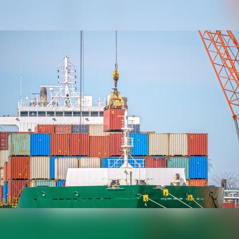 《半条命3》开发加速！V社三款游戏更新放缓背后的秘密揭晓