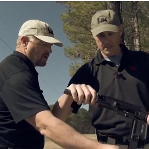 《三角洲行动》日活飞跃3000万，体验极致射击新巅峰