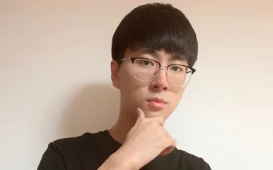 LOL前主播兰林汉出狱归来，直播复播引关注，揭秘复出背后故事