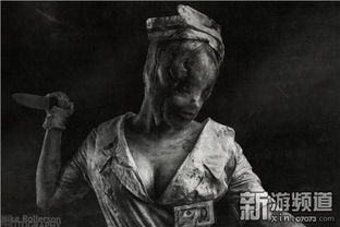 《寂静岭》护士cosplay惊艳！国外双胞胎演绎双倍压抑魅力