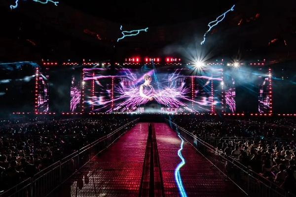 《召唤师奖杯回归》邓紫棋Anyma领衔，G.E.M.献艺全球总决赛开幕式震撼来袭！