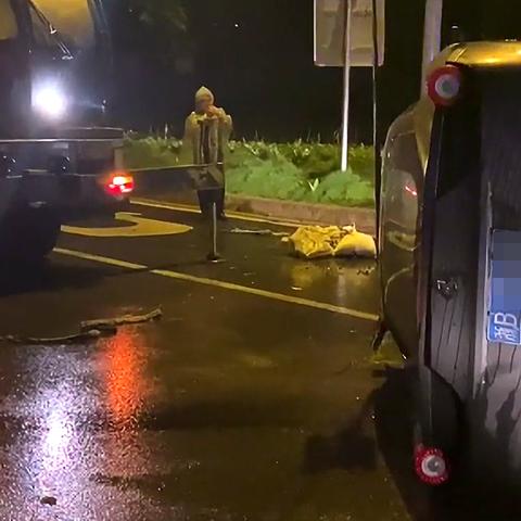 兰博基尼SE63电动滑行器震撼登场，续航60分钟畅游无阻！