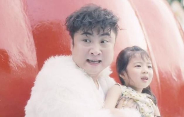 乔杉喜得三宝，全家福曝光幸福满溢，明星育儿新篇章！