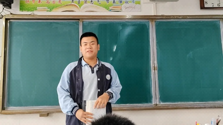 三班李浩班长竞选逆袭：130万票狂潮见证网络力量