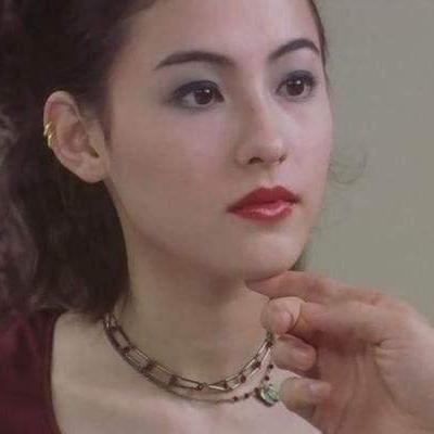 杨超越演绎经典角色柳飘飘，喜剧之王新预告引期待，重温经典笑点