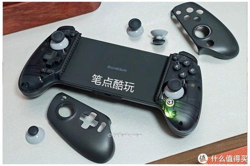 绝区零X5s联名款手柄上市，蓝牙无线拉伸手柄体验升级