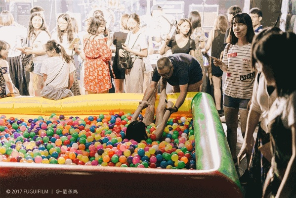 《潜入乌托邦》揭秘：探秘《粒粒小人国》品鉴会独家惊喜！