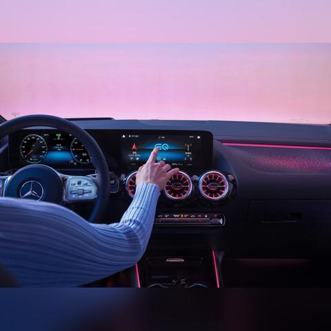 小米17系列全镜面抗鬼影，炫光终结者，光学镀膜大满贯震撼来袭