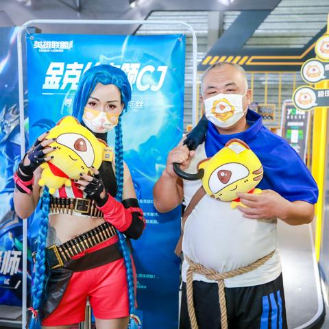 韩国CJ会长钟爱黑丝高跟鞋，揭秘神秘派对背后的奢华生活