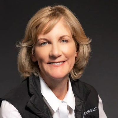 任天堂美国新篇章：首位女总裁接棒，退休总裁传奇落幕