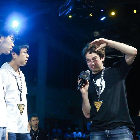 寂静岭F难度调整攻略：深度解析不同难度带来的游戏体验差异