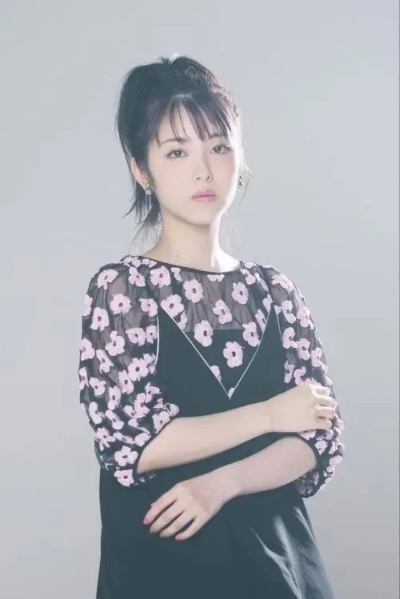 滨边美波《Physint》高清美图曝光！视觉盛宴不容错过