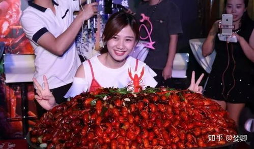 大胃王良子夺冠，狂胜胡歌蔡徐坤，成为新一代电竞男神！