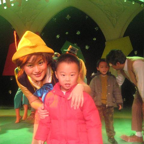 《超级幻想王国》10月震撼上线，探索无限建造乐趣！