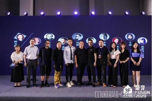 畅游东京展独家放送：知名制作人合影，畅快体验《碍事梨体模》！