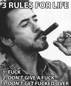 小罗伯特·唐尼惊现神秘尸体，搞笑客串引玩家热议