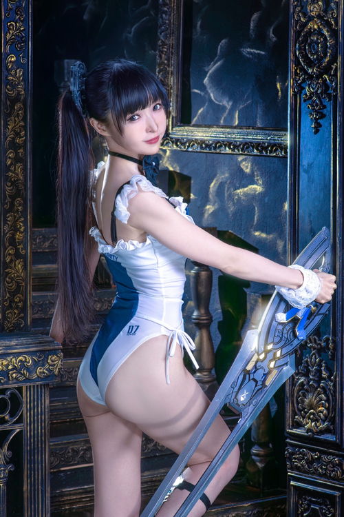 剑星COS伊芙还原度爆表！专业姿势解析，身材美女惊艳亮相