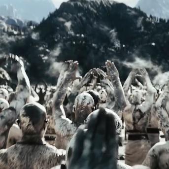 巨石强森新片首映票房惨淡，揭秘影坛转型困境！