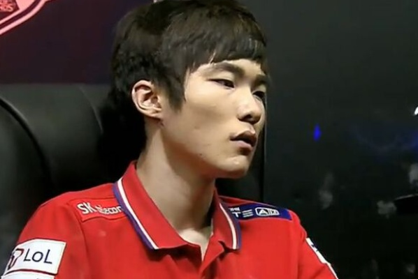 S15巅峰对决：Faker领衔，盘点最年轻/年长TOP5传奇风采