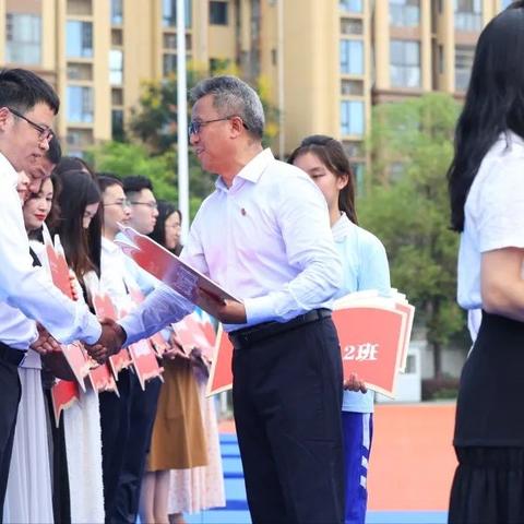 王者荣耀十周年巨献，IP新游《王者荣耀世界》2026春绽放新篇章