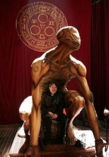 《寂静岭f》幕后探秘：饭岛由香戏外分享幕后花絮美照