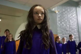 美女演员惊玩《寂静岭f》女主遭罪，播放量飙升引热议