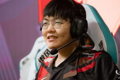 飞艇英雄2025兑换码大揭秘，独家新福利来袭