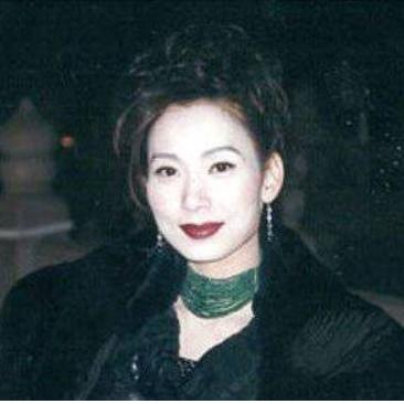 女王游戏盛世天下价格揭秘，畅玩体验新升级