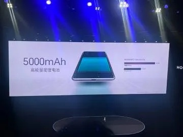 荣耀全球首发：10000mAh新电池，续航革命来袭！