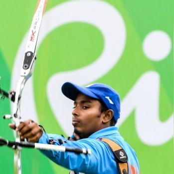 《明末渊虚之羽》暗箭揭秘：绝技新解，箭影迷踪探秘录