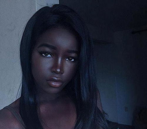 黑人女性配音魅力：午夜以南女主声动人心