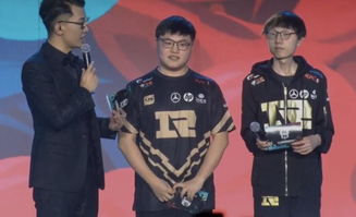 Uzi亲临现场，揭秘S赛半决赛名场面！